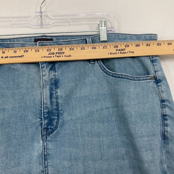 NYDJ size 20WT Margot Girlfriend Stretch Blue Light Wash Jeans - Picture 6 of 12